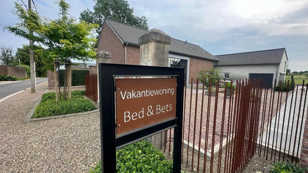 Villa Bed&Bets! Geetbets Exterior foto